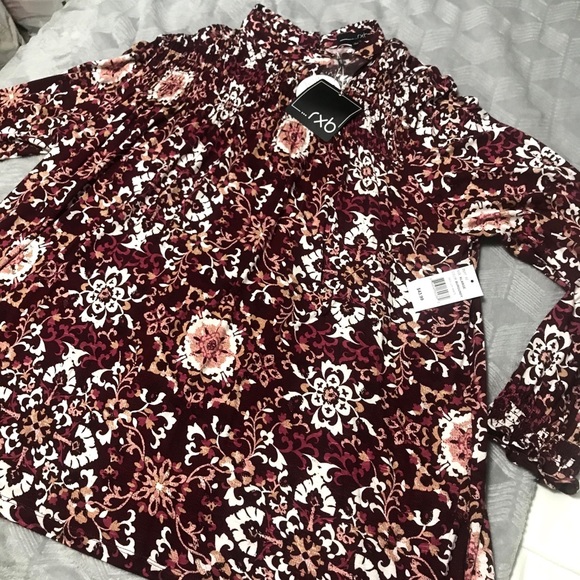 RXB Tops - Mock neck top -NWT
